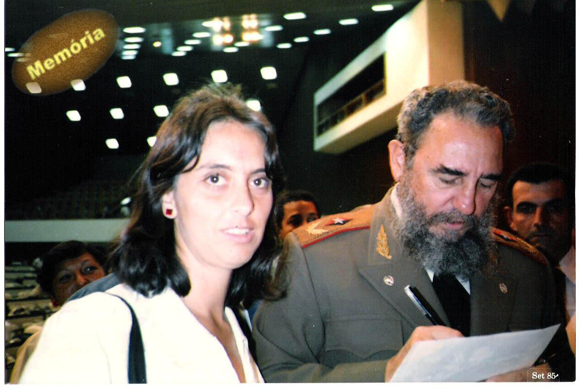Andrea Neves e Fidel Castro em Cuba
